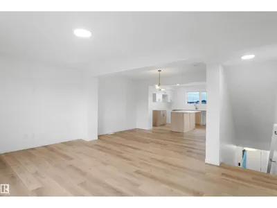2718 Alces WY SW photo 10