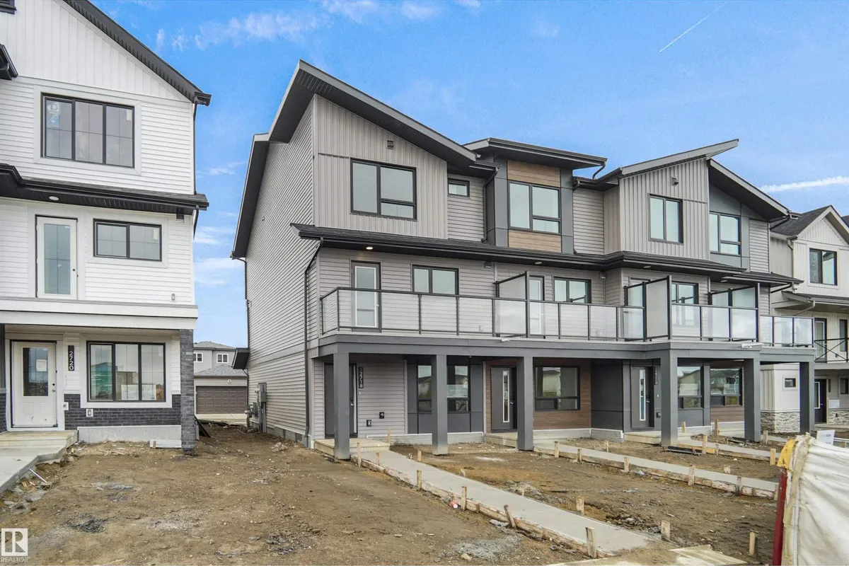2718 Alces WY SW exterior