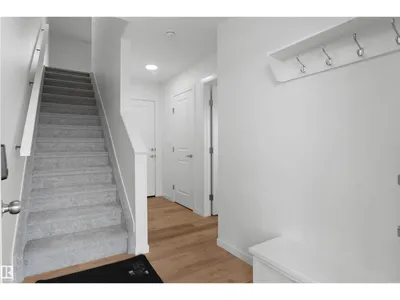 2718 Alces WY SW photo 5