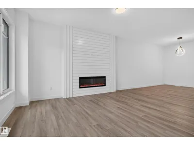 99 Westwind DR photo 5