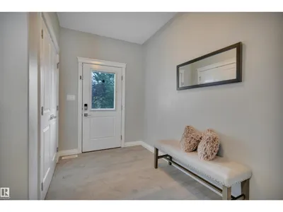 137 AWENTIA ST photo 5