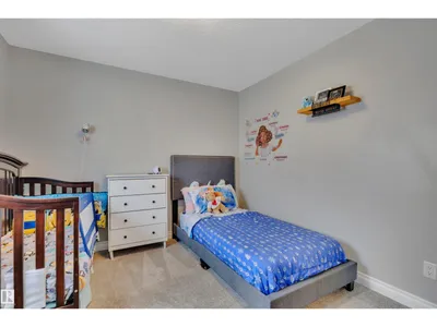 137 AWENTIA ST photo 33