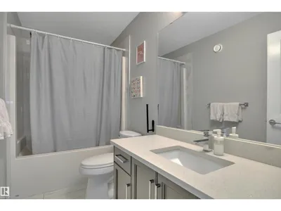 137 AWENTIA ST photo 35