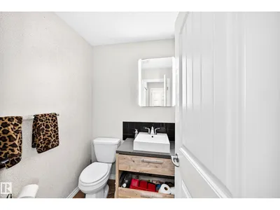 447 SONGHURST PL photo 25