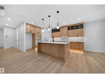 13007 186 Ave NW NW photo 9