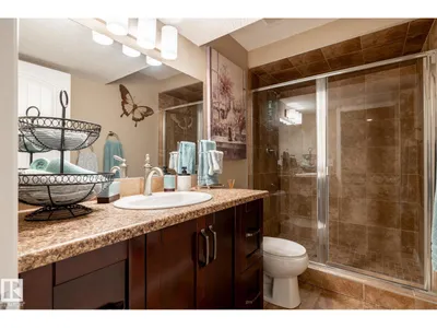 5820 7 AV SW photo 48