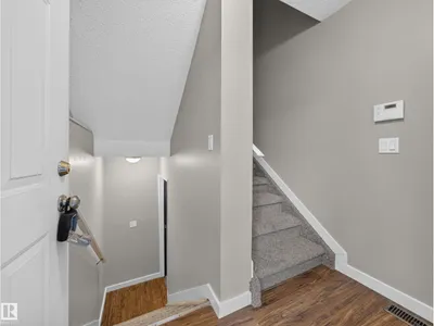1514A 69 ST NW photo 15