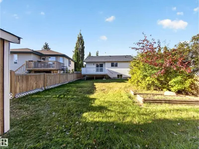 310 REGENCY DR photo 60