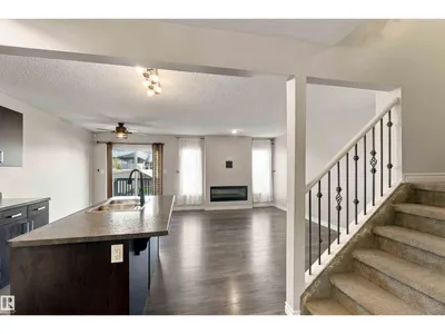 3 PETER ST photo 18