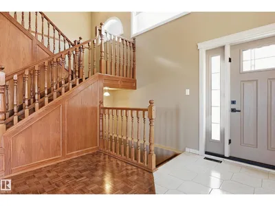 7708 158 AV NW photo 25