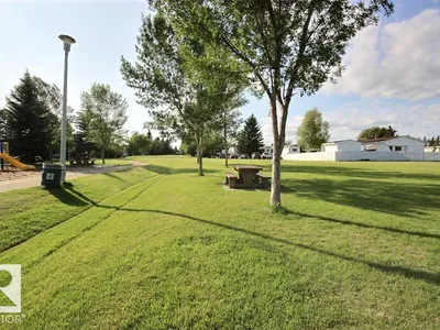 542 EVERGREEN PA NW photo 17