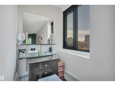 #802 10145 109 ST NW photo 28