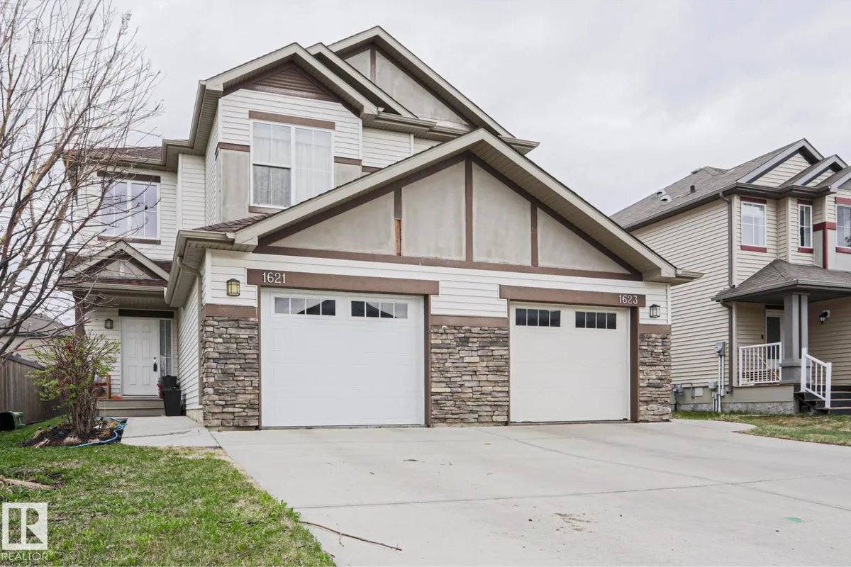 1621 64 ST SW exterior