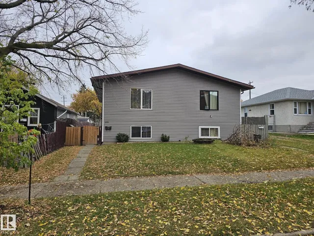 12906-12908 68 ST NW, Edmonton