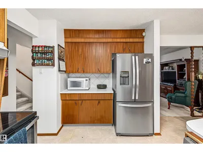 7336 147 AV NW NW photo 17