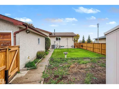 7336 147 AV NW NW photo 47