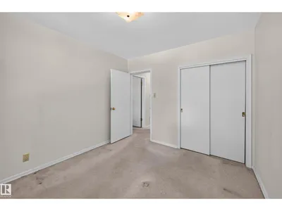 7704 104 AV NW photo 25