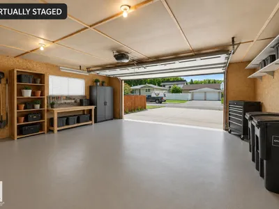 7704 104 AV NW photo 59