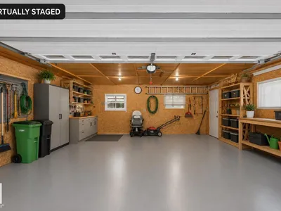 7704 104 AV NW photo 61