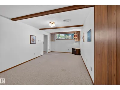 7704 104 AV NW photo 38
