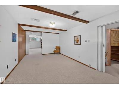 7704 104 AV NW photo 40