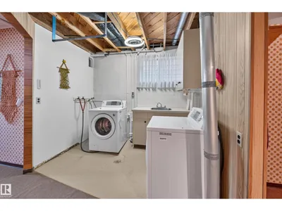 7704 104 AV NW photo 52