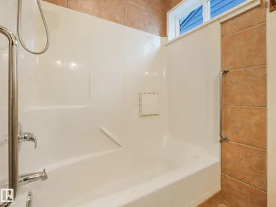 12209 94 ST NW photo 20
