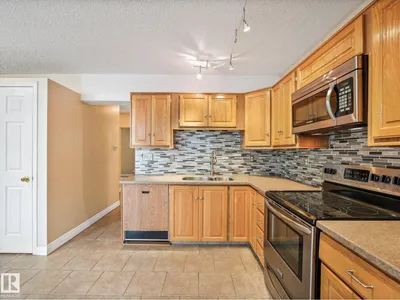 12209 94 ST NW photo 30