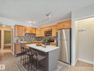 12209 94 ST NW photo 7