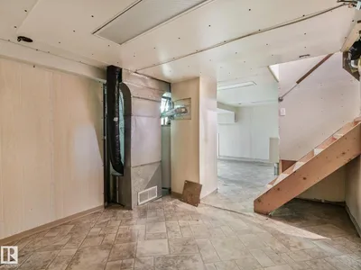 12209 94 ST NW photo 33