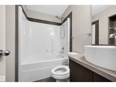 #72 603 WATT BV SW SW photo 22