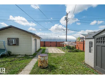 11916 71 ST NW photo 64