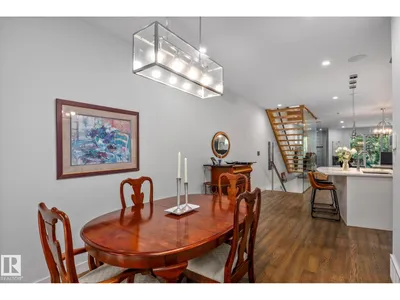 14221 101 AV NW photo 25