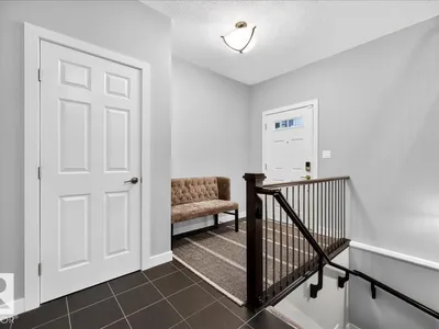 6703 20 AV SW photo 10