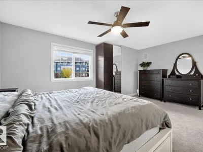6703 20 AV SW photo 22