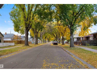 11414 84 ST NW photo 35