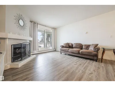 #104 316 Woodbridge WY photo 19