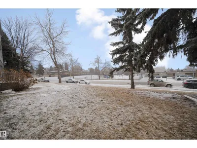 #104 316 Woodbridge WY photo 34