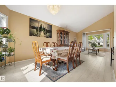 38 DEANE CR photo 12