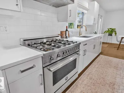 98 WOLF CR NW photo 17