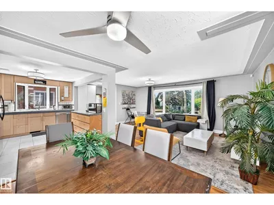 10139 74 ST NW photo 14