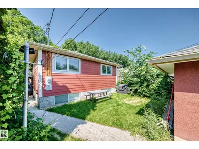 10139 74 ST NW photo 30