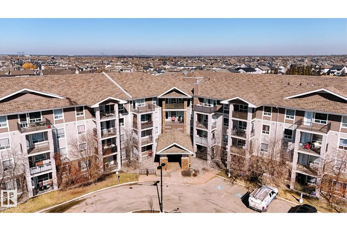 #7226 7327 SOUTH TERWILLEGAR DR NW exterior
