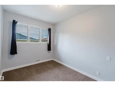 10138 62 ST NW photo 12