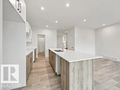9332 230 ST NW photo 22