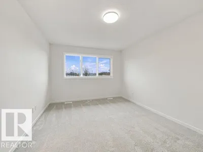 9332 230 ST NW photo 31