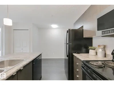 #330 344 WINDERMERE RD NW photo 5