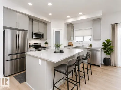 2944 65 ST SW photo 4