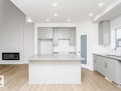 2944 65 ST SW photo 11