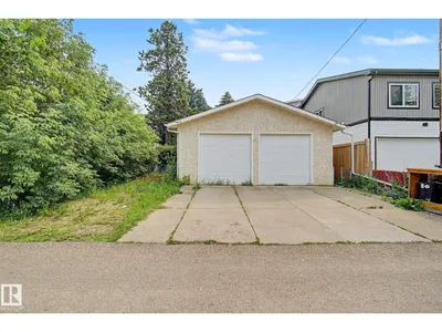 8710 83 AV NW photo 21